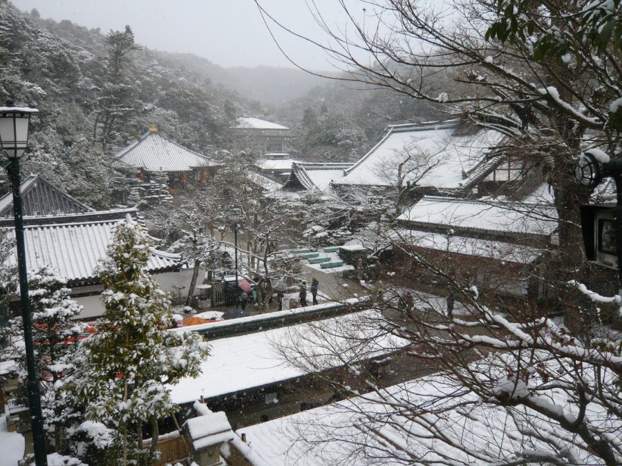 清荒神の雪景色